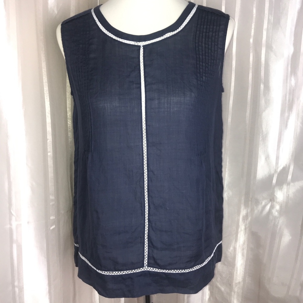 VINCE Lace Sleeveless Top